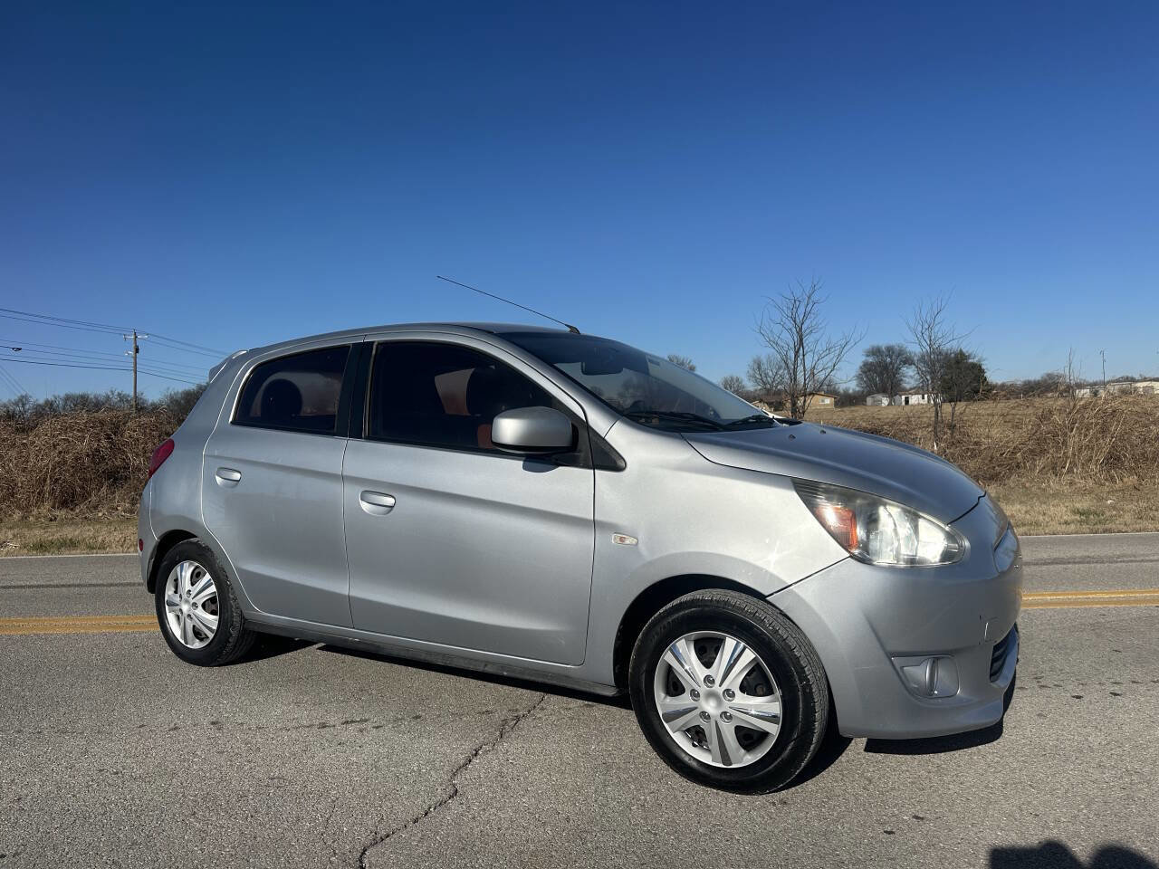 Used 2014 Mitsubishi Mirage DE image 1