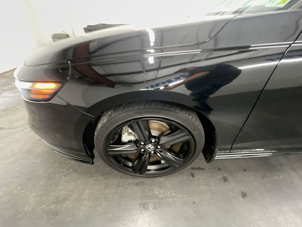 Used 2024 Honda Accord Sport image 31