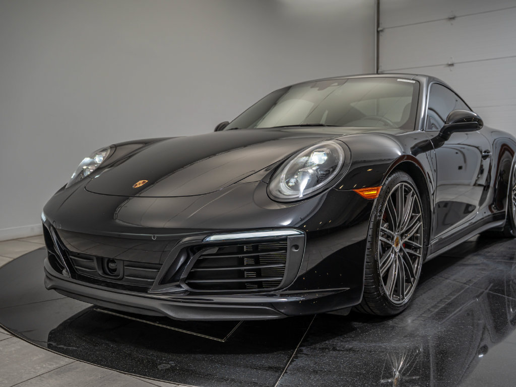Used 2019 Porsche 911 Carrera 4S AWD/4WD image 34