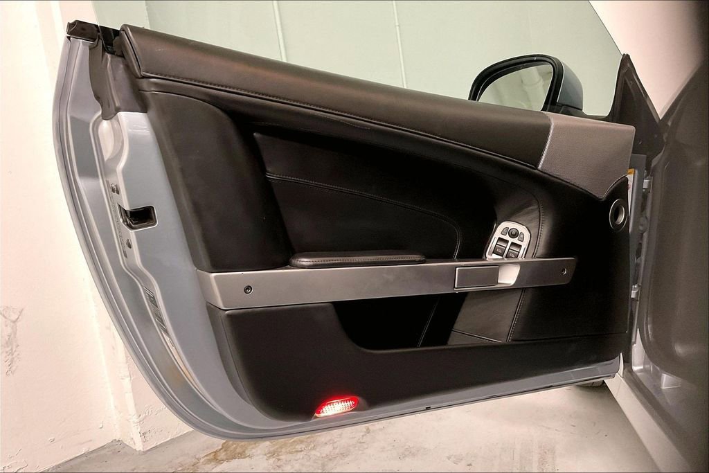 Used 2013 Aston Martin DB9 Volante image 19