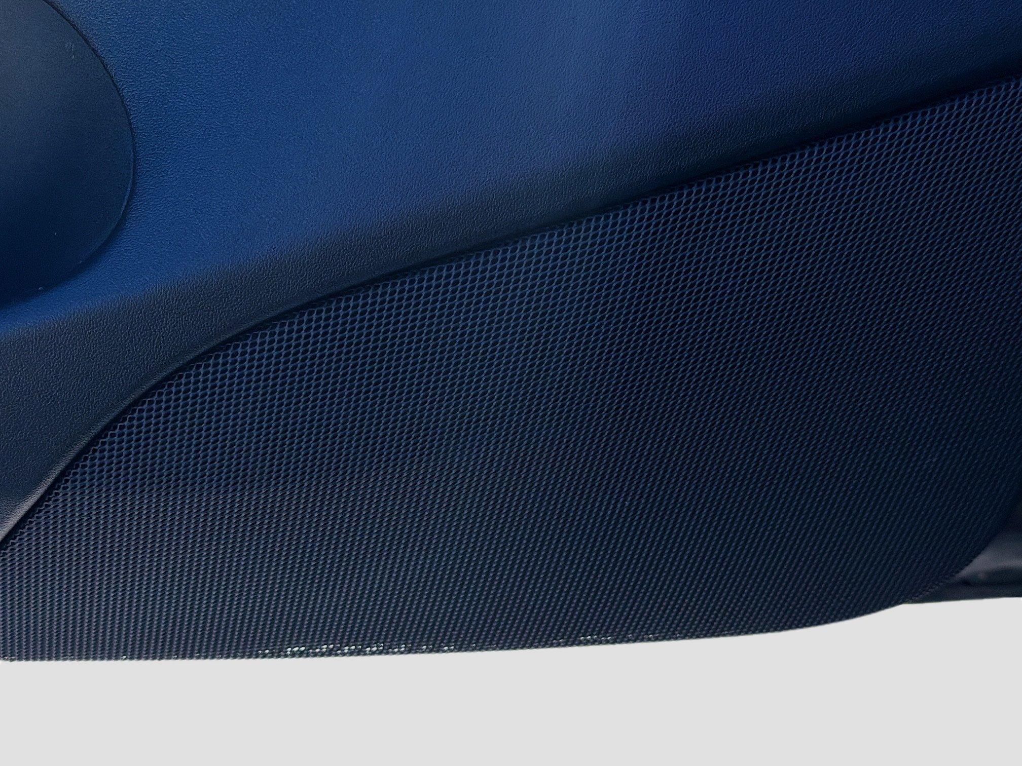 Used 2023 Tesla Model 3 Standard Range image 23