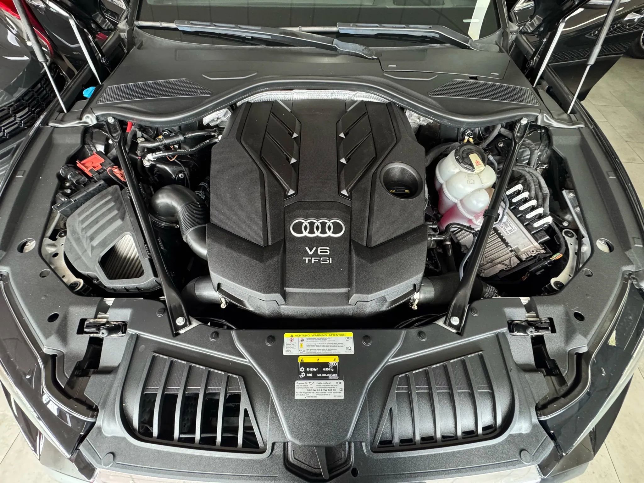 Used 2019 Audi A8 L 3.0T w/ Executive Package image 42