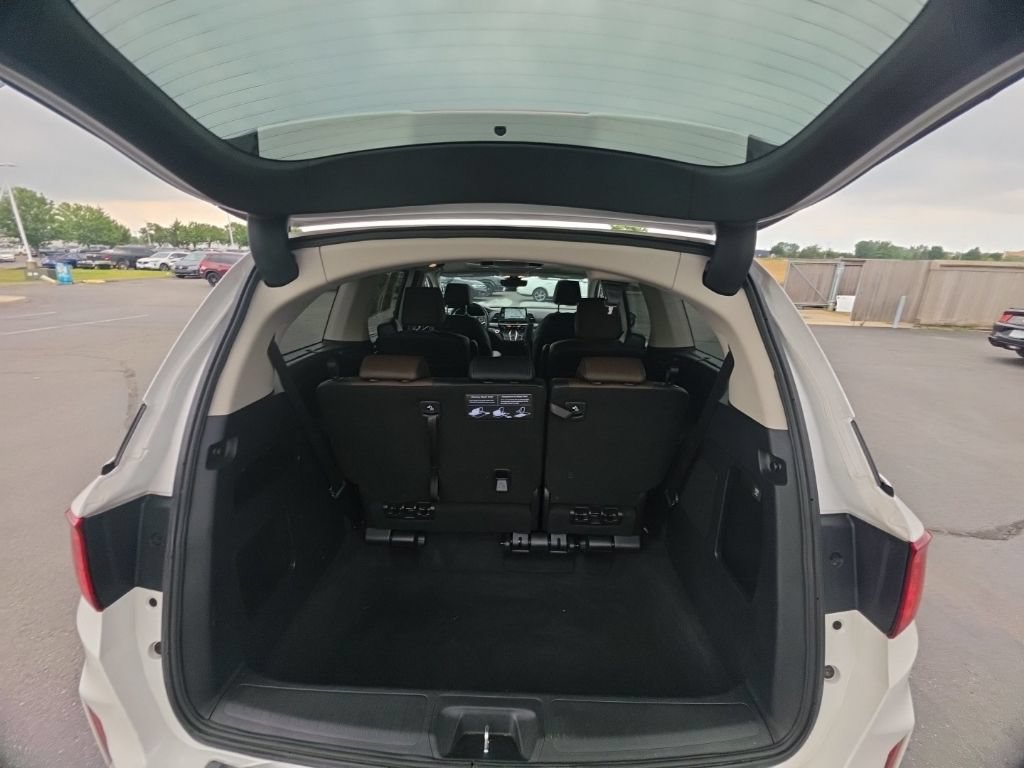 Certified 2025 Honda Odyssey Elite image 31
