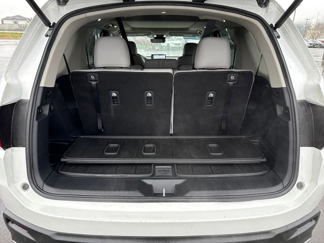 Used 2024 Honda Pilot Touring image 18