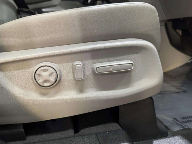 Used 2023 Honda Odyssey EX-L image 57