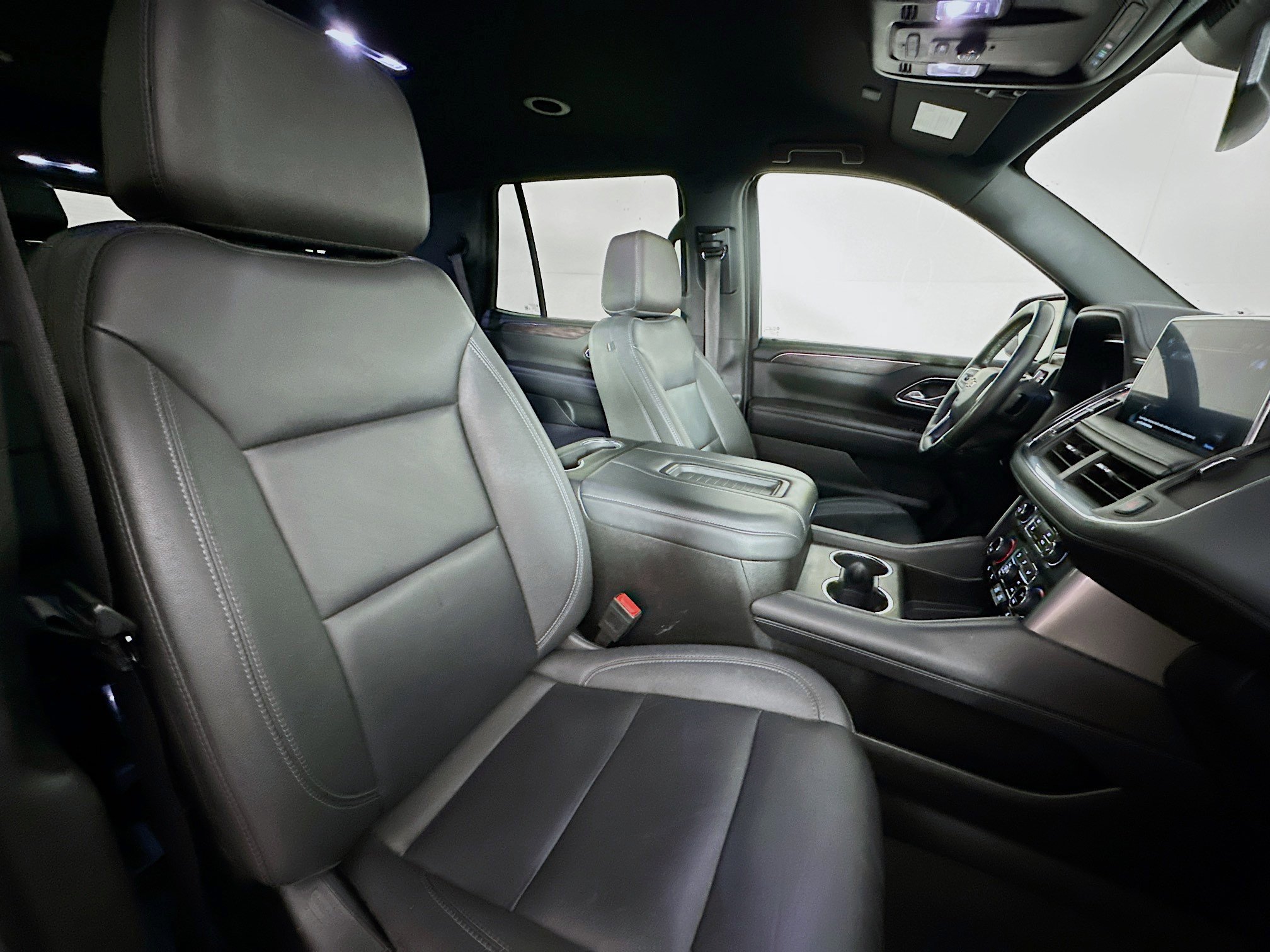 Used 2024 Chevrolet Tahoe LT image 31