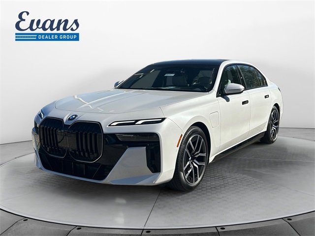 New 2026 BMW 750e xDrive