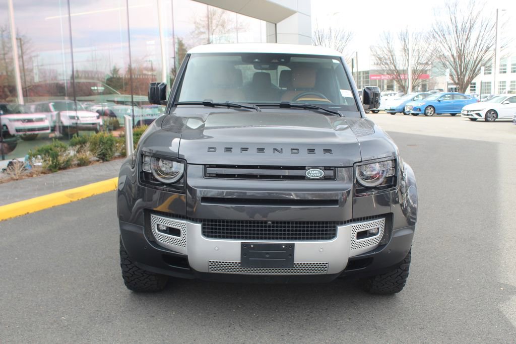 Used 2024 Land Rover Defender 130 S image 8