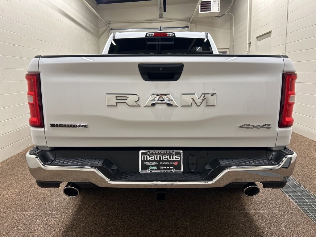 New 2026 RAM 1500 4x4 Crew Cab image 3