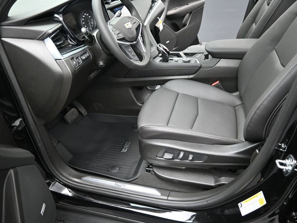New 2026 Cadillac XT5 Premium Luxury w/ Driver Assist Package AWD/4WD image 12