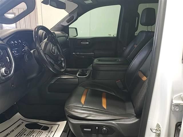 Used 2020 GMC Sierra 1500 AT4 w/ AT4 Premium Package AWD/4WD image 2