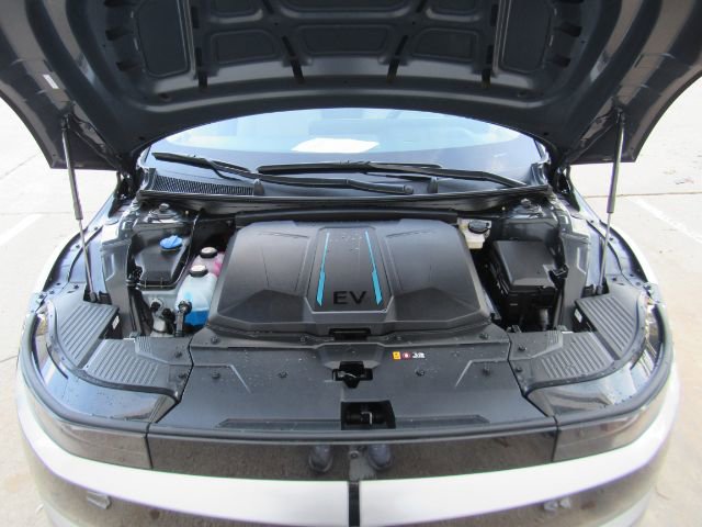 Used 2023 Hyundai Ioniq 5 Limited w/ Cargo Package image 61