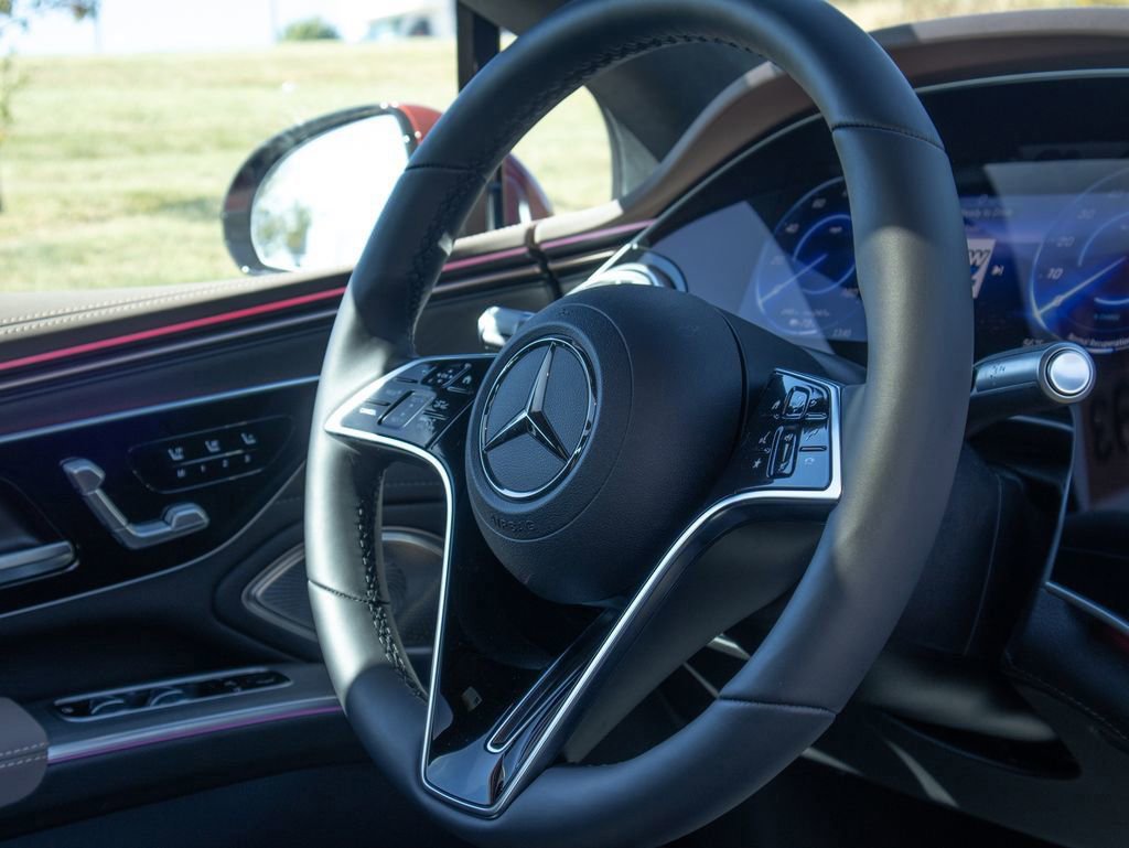 Used 2023 Mercedes-Benz EQS 580 4MATIC Sedan image 26