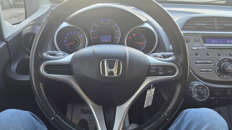 Used 2009 Honda Fit Sport image 18