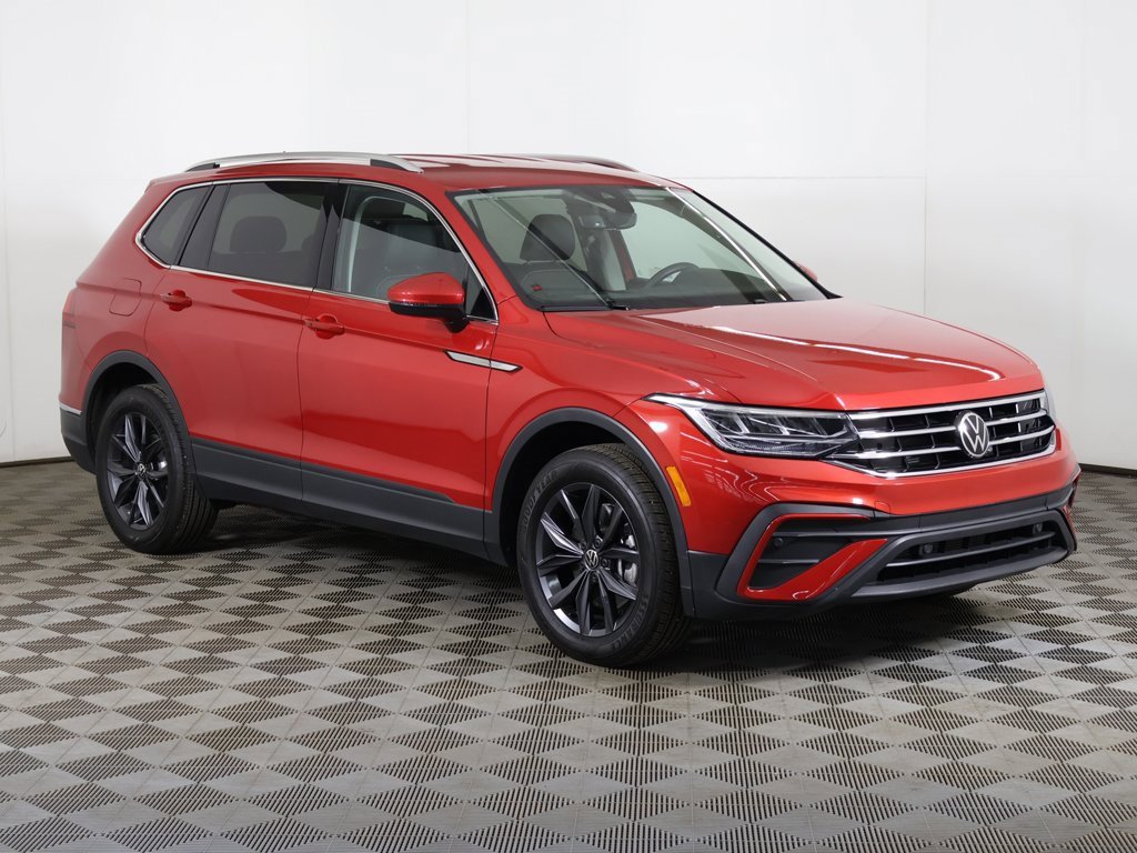 Used 2023 Volkswagen Tiguan SE image 52