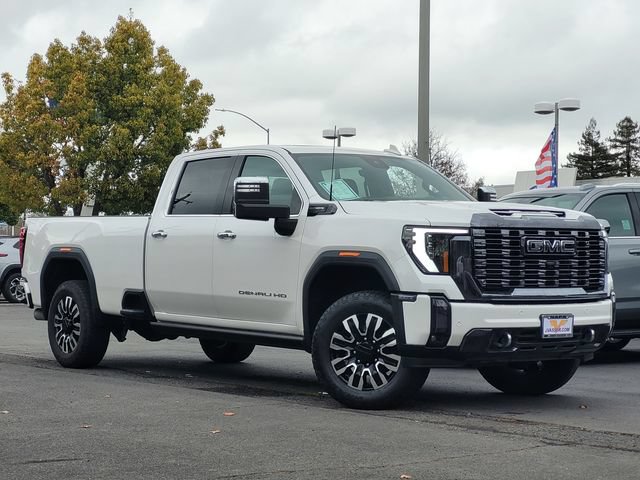 Used 2024 GMC Sierra 3500 Denali Ultimate AWD/4WD image 2
