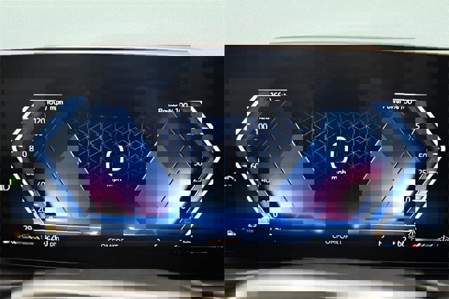 New 2026 BMW 330i xDrive xDrive w/ Premium Package image 18