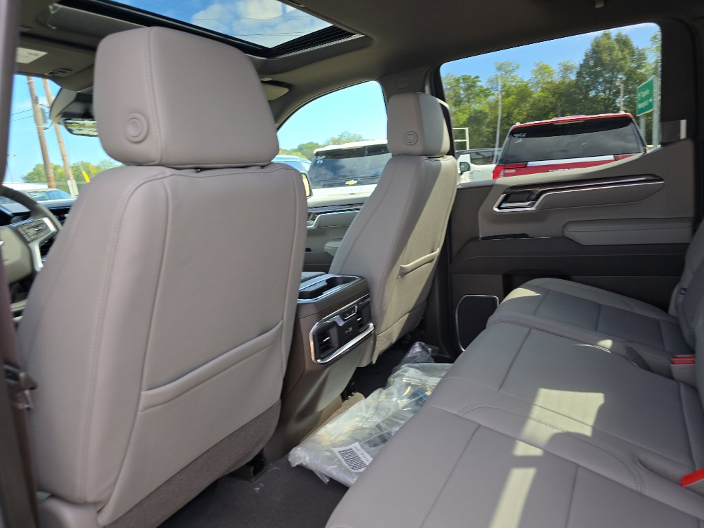 New 2026 Chevrolet Silverado 1500 LTZ w/ LTZ Premium Package image 11