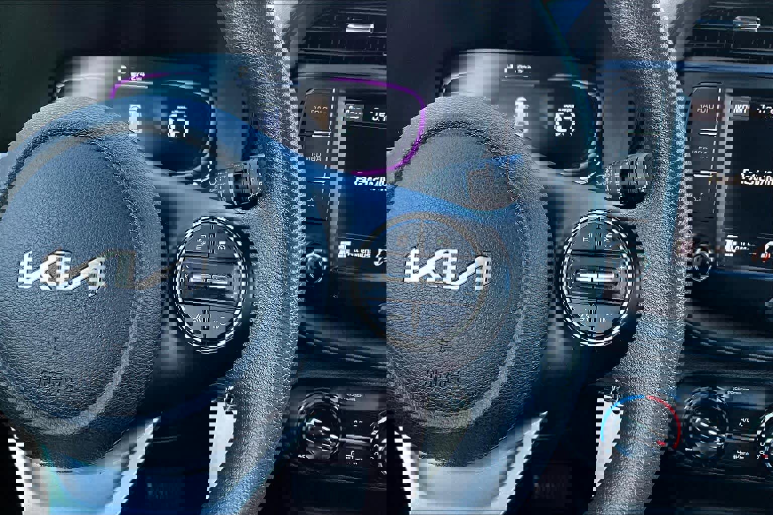 Used 2023 Kia Soul LX image 22