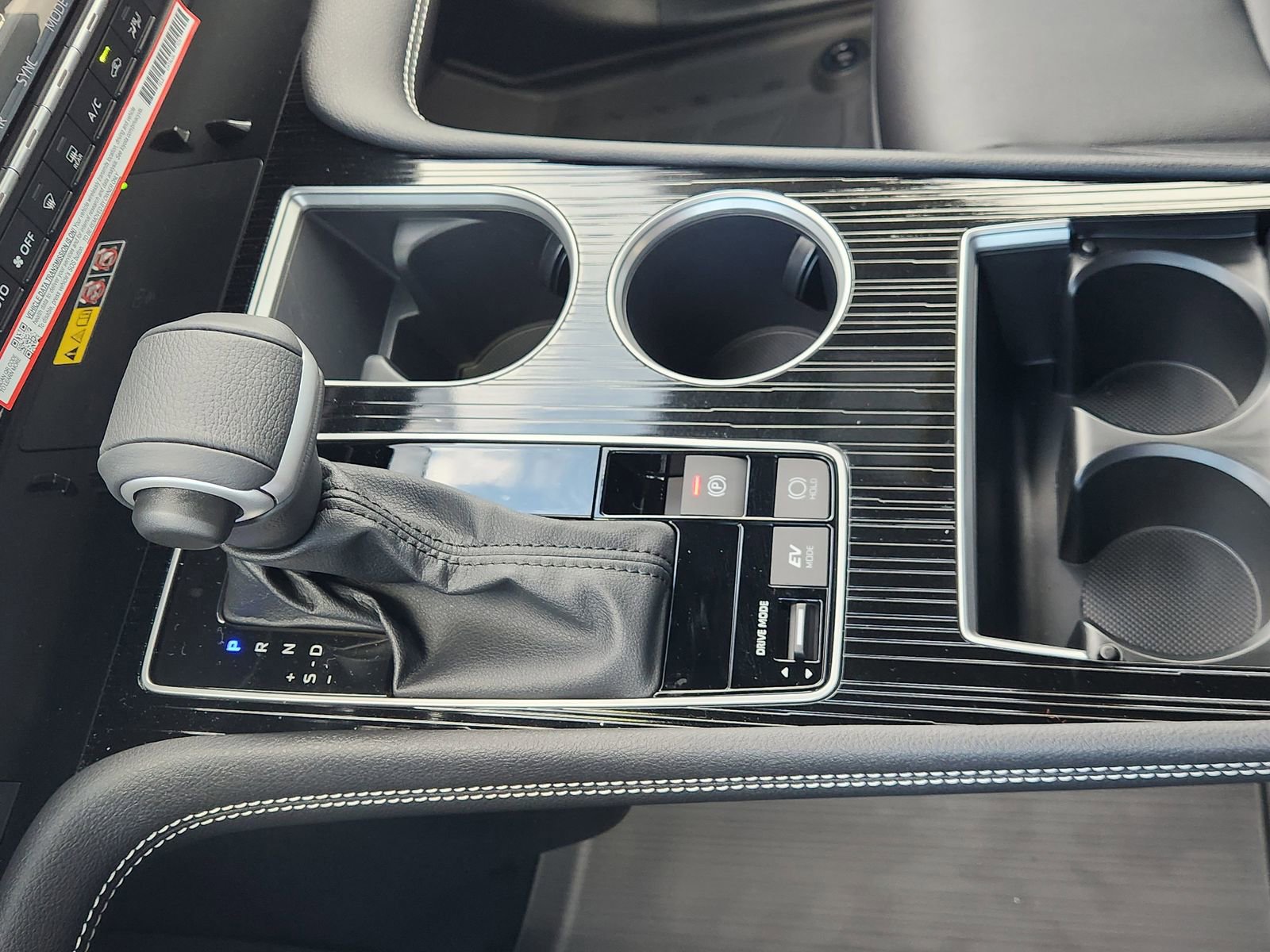 New 2026 Toyota Sienna XSE FWD image 21