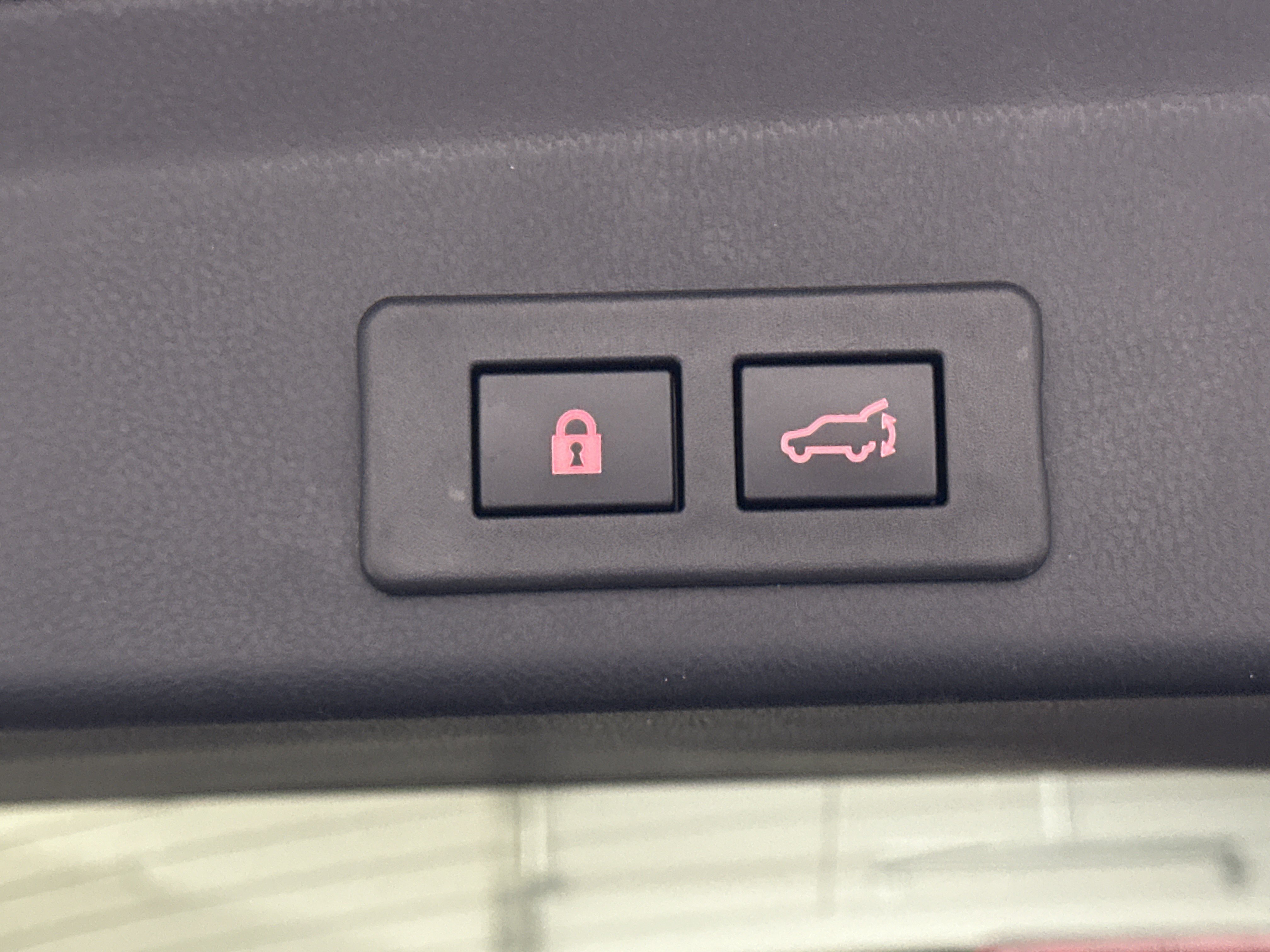 Used 2023 Subaru Ascent Touring AWD/4WD image 15