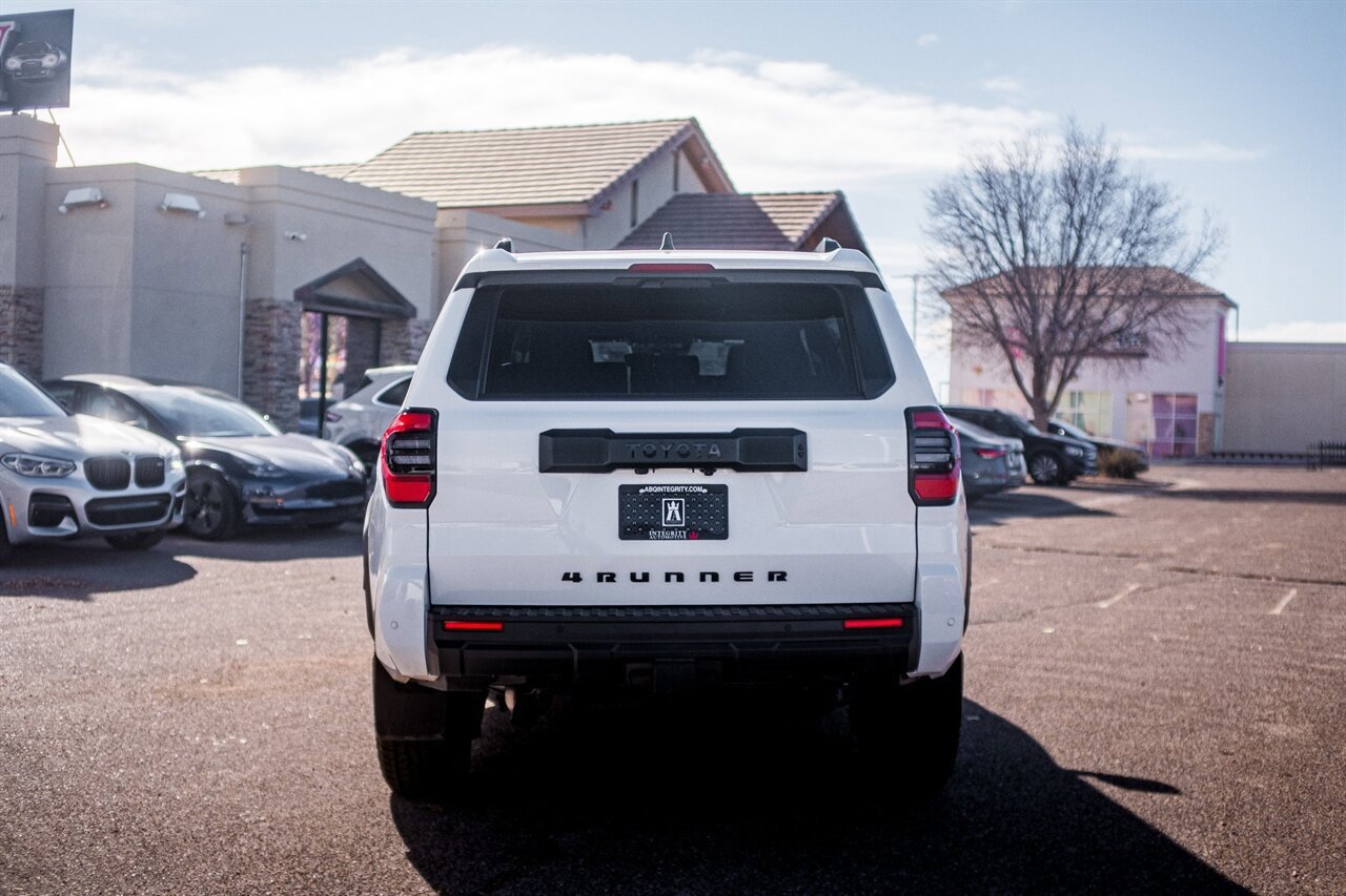 Used 2025 Toyota 4Runner TRD Off-Road Premium image 6