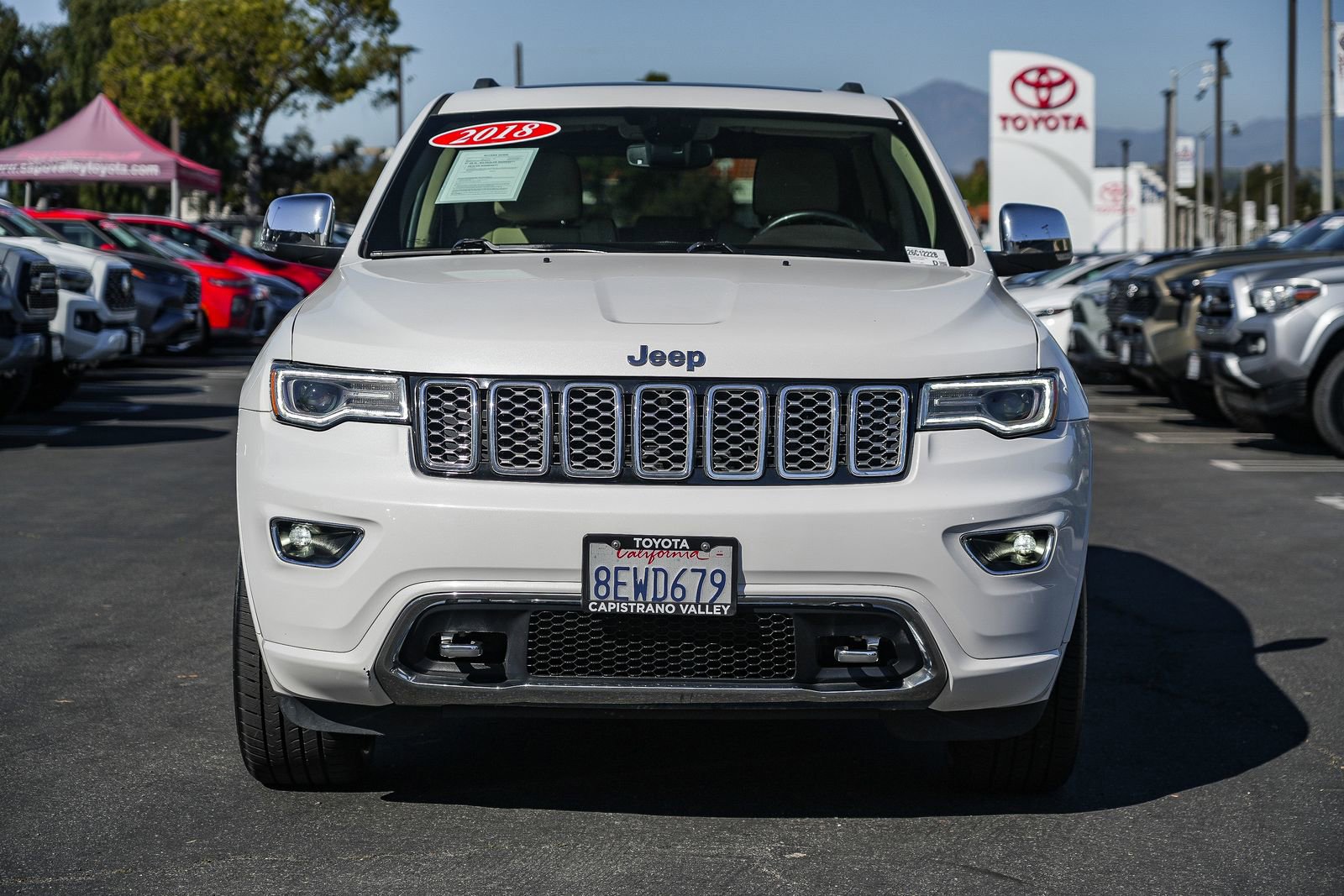 Used 2018 Jeep Grand Cherokee Overland image 4