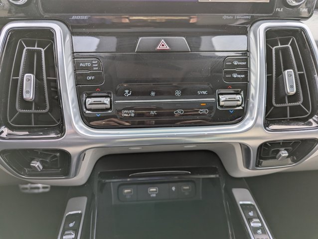 Used 2023 Kia Sorento SX Prestige image 17