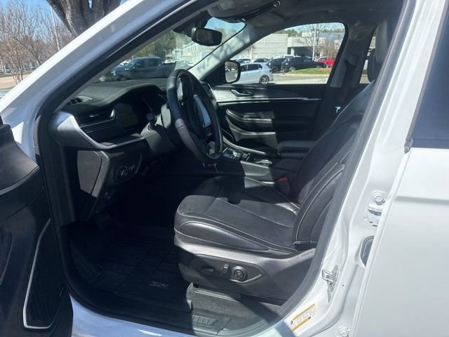 Used 2021 Jeep Grand Cherokee L Limited w/ Trailer Tow Group (B) image 4