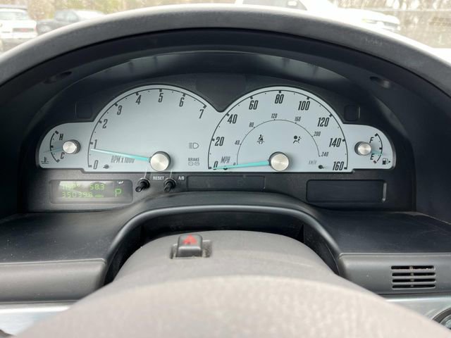 Used 2002 Ford Thunderbird image 23