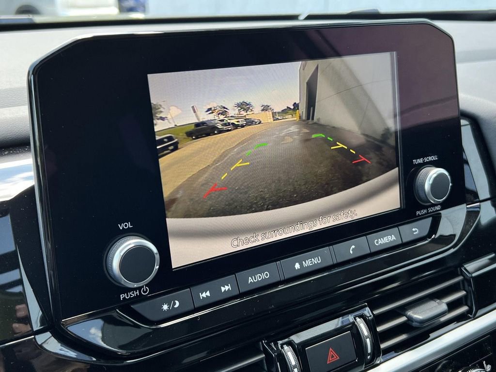 New 2025 Nissan Pathfinder SV w/ SV Premium Package image 20