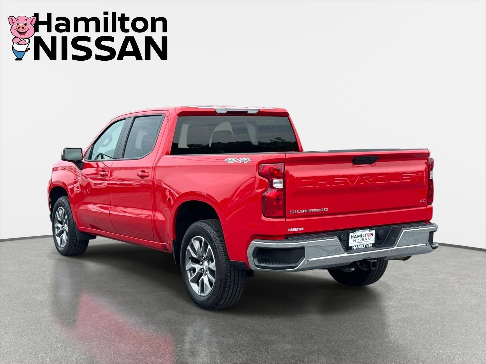 Used 2022 Chevrolet Silverado 1500 LT w/ Bed Protection Package AWD/4WD image 4