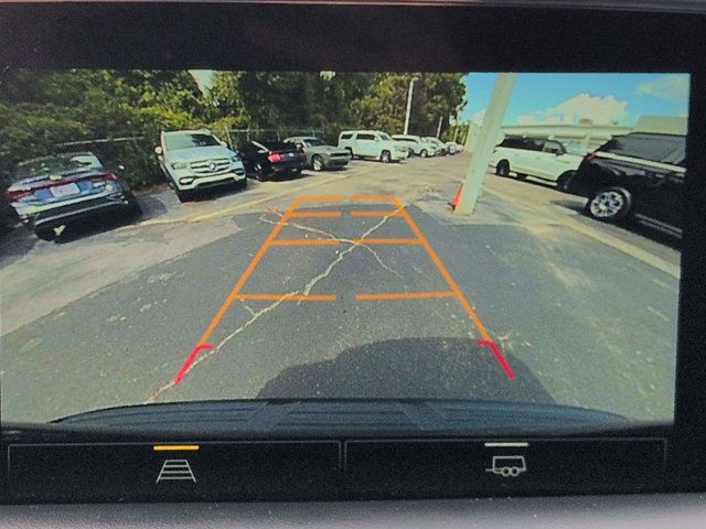 Used 2022 Chevrolet Suburban Z71 AWD/4WD image 16