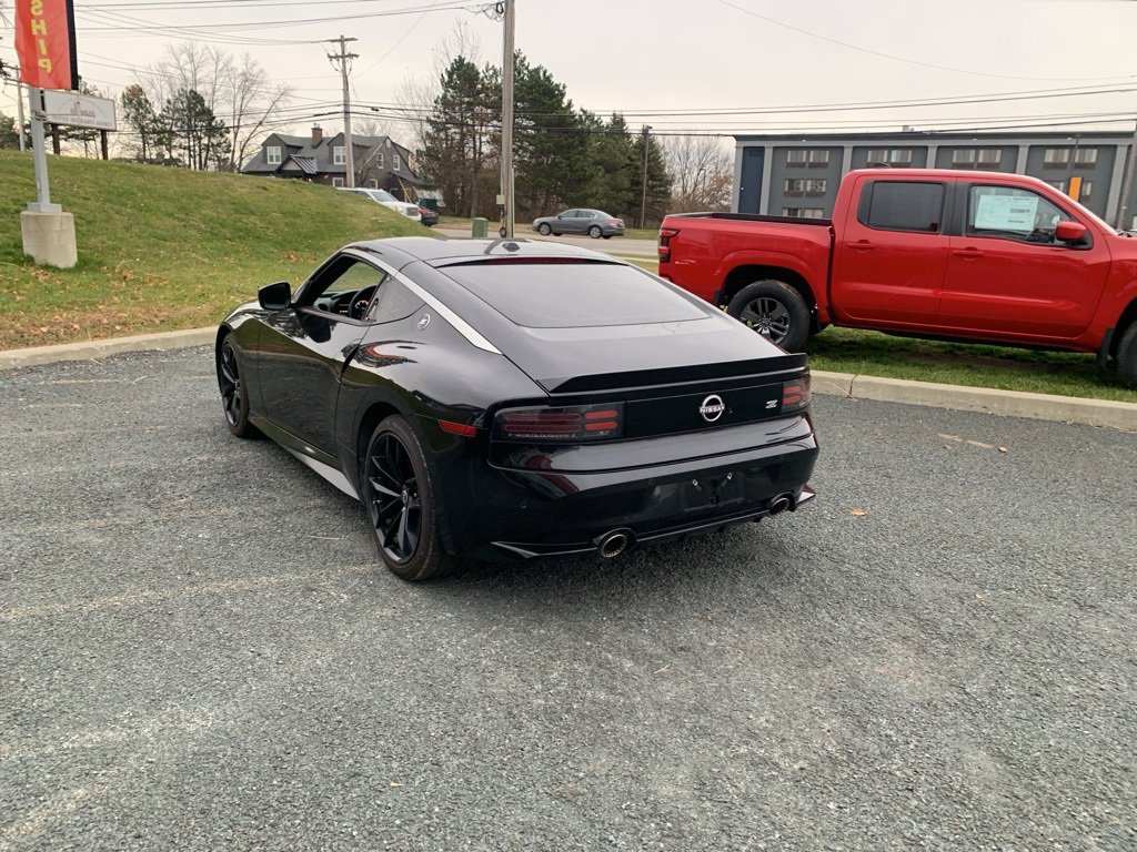 Used 2023 Nissan Z Performance image 5