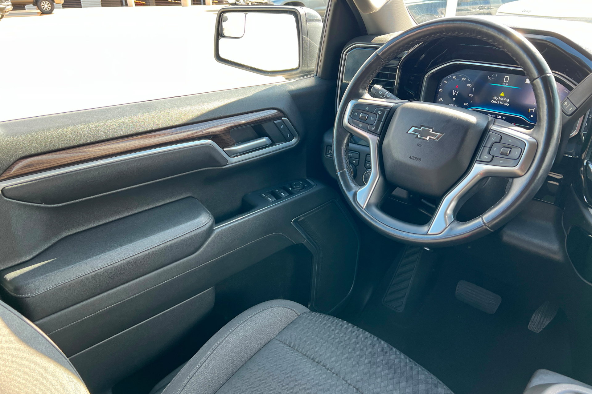 Used 2022 Chevrolet Silverado 1500 RST AWD/4WD image 12