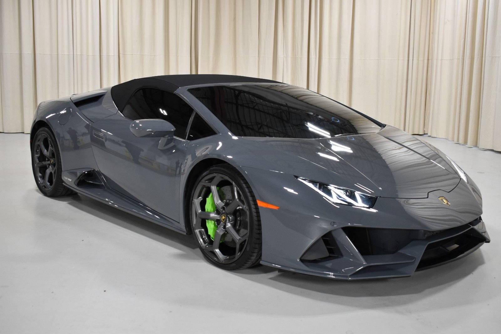 Used 2020 Lamborghini Huracan EVO AWD/4WD image 4