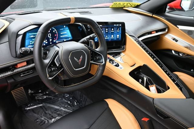 Used 2025 Chevrolet Corvette Stingray Preferred Conv w/ 2LT RWD image 14