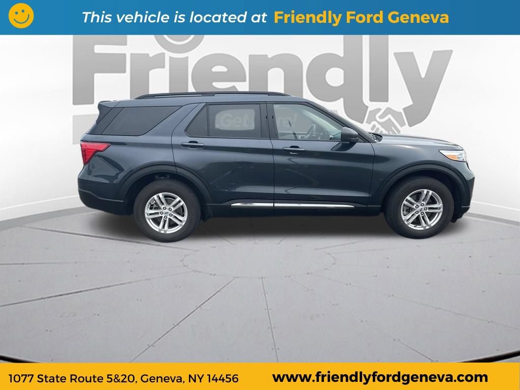 Used 2023 Ford Explorer XLT w/ Equipment Group 202A AWD/4WD image 4