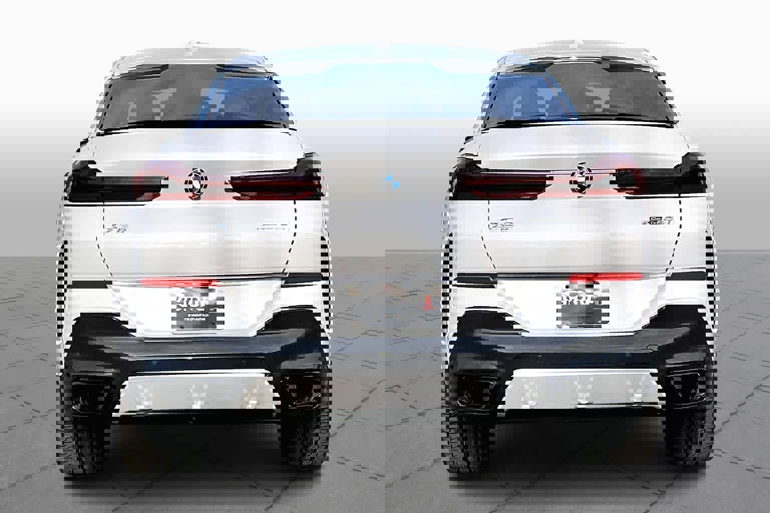 Certified 2024 BMW X6 xDrive40i w/ Premium Package image 5