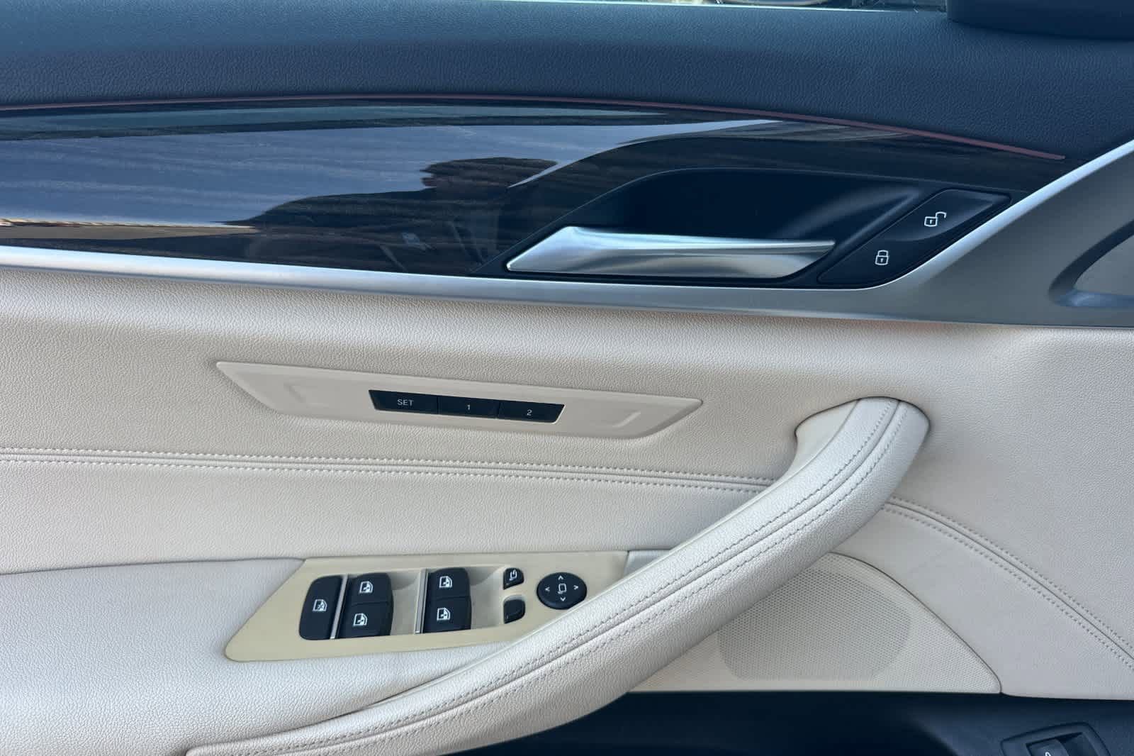 Used 2020 BMW 530i 530i w/ Convenience Package image 13