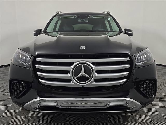 Used 2026 Mercedes-Benz GLS 450 4MATIC image 10