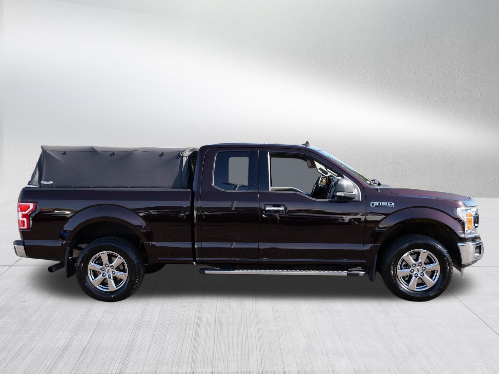 Used 2018 Ford F150 XLT w/ Equipment Group 302A Luxury AWD/4WD image 8