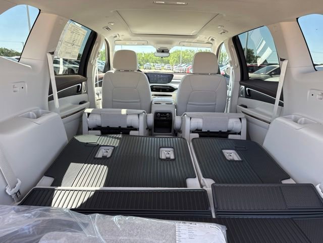 New 2026 Buick Enclave Avenir w/ Super Cruise Package AWD/4WD image 39