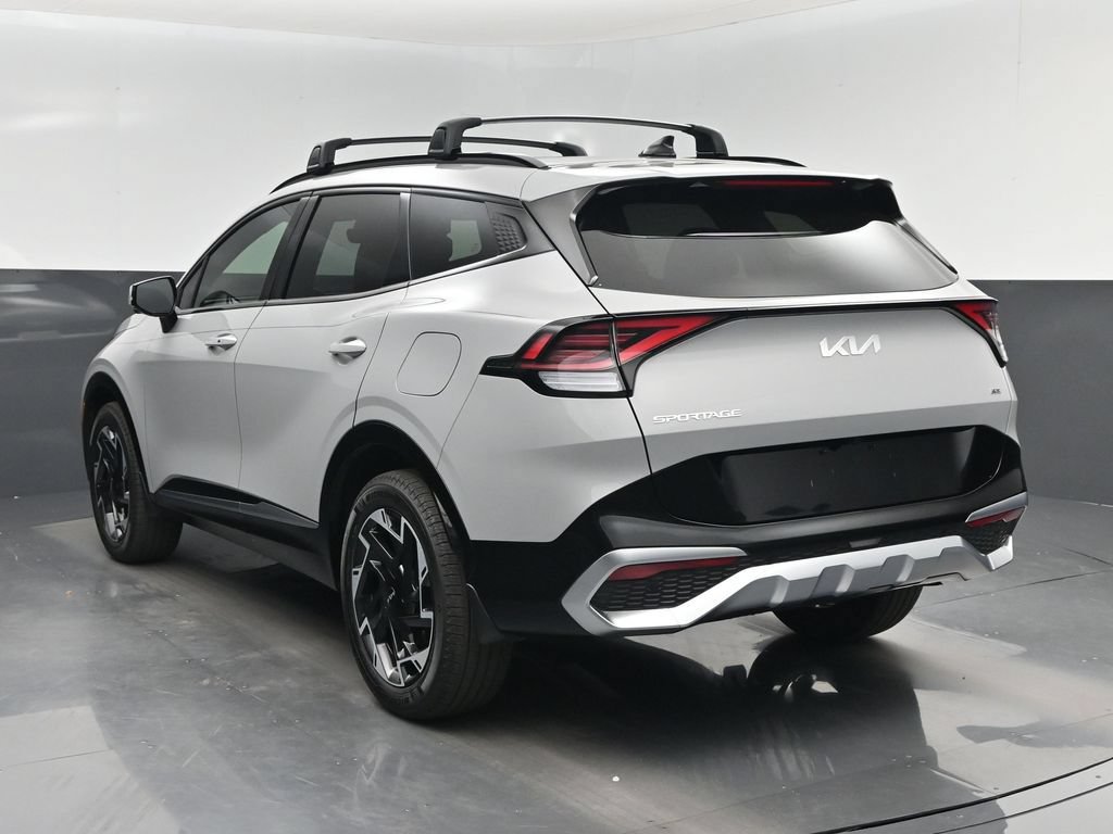 Certified 2025 Kia Sportage SX AWD/4WD image 4