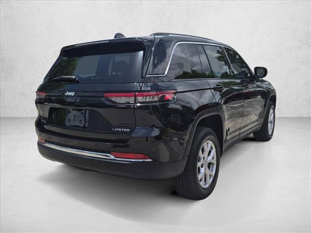 Used 2022 Jeep Grand Cherokee Limited AWD/4WD image 5