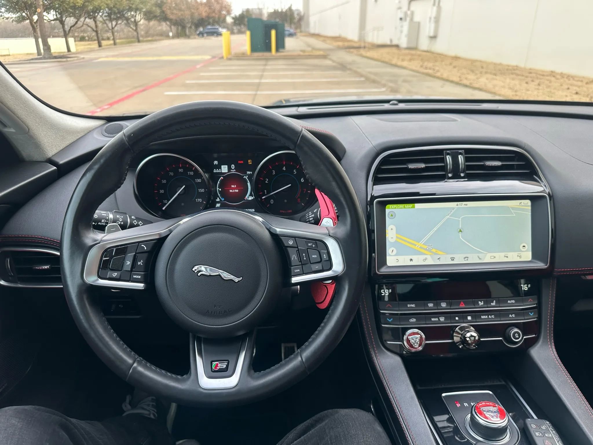 Used 2020 Jaguar F-PACE S AWD/4WD image 34