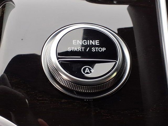 Certified 2025 Mercedes-Benz GLC 300 image 25