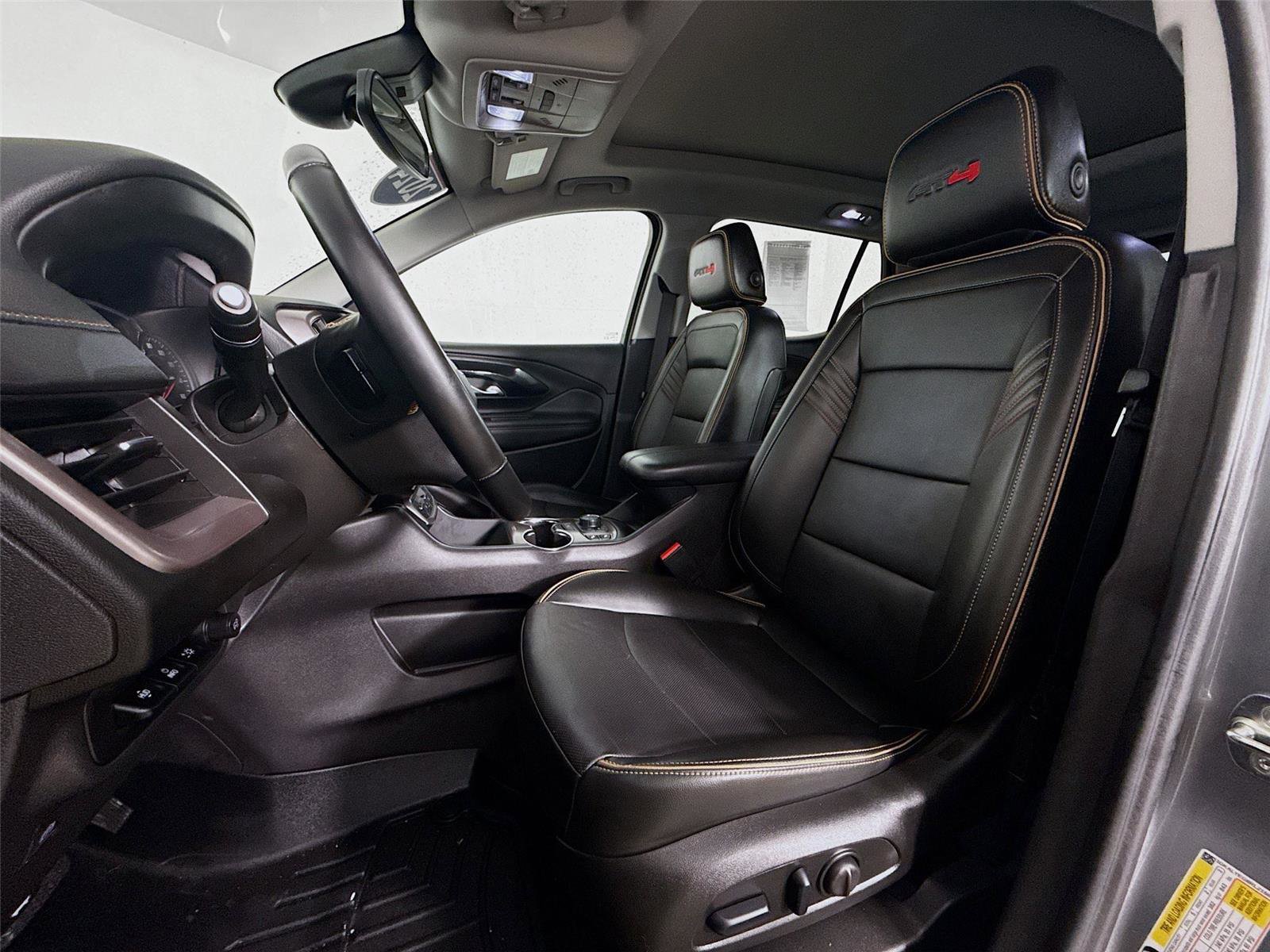 Used 2024 GMC Terrain AT4 w/ Infotainment Package II image 23