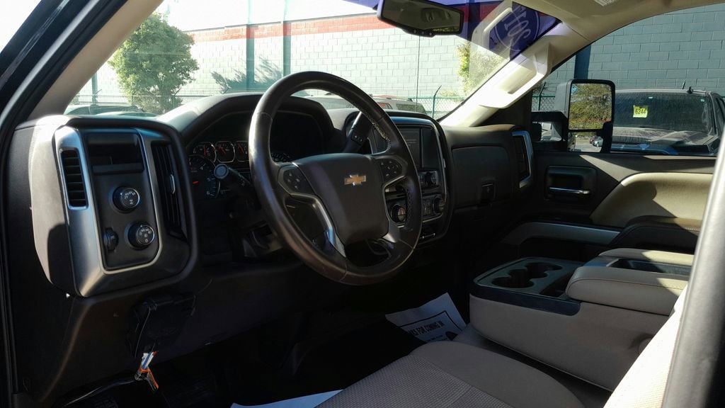Used 2017 Chevrolet Silverado 1500 LT w/ All Star Edition AWD/4WD image 19