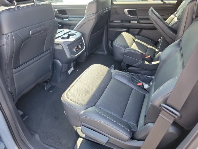 New 2027 Ford Expedition Platinum w/ Stealth Appearance Package AWD/4WD image 19